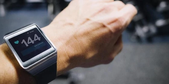  Mit Smartwatch Herzfrequenz messen
